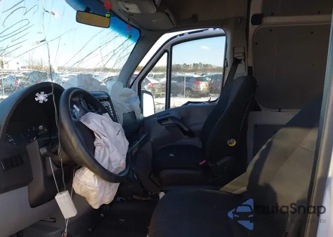 2018 Mercedes-Benz Sprinter 2500 High Roof V6 z USA, uszkodzony, nr VIN WD3PE8CD0JP600193